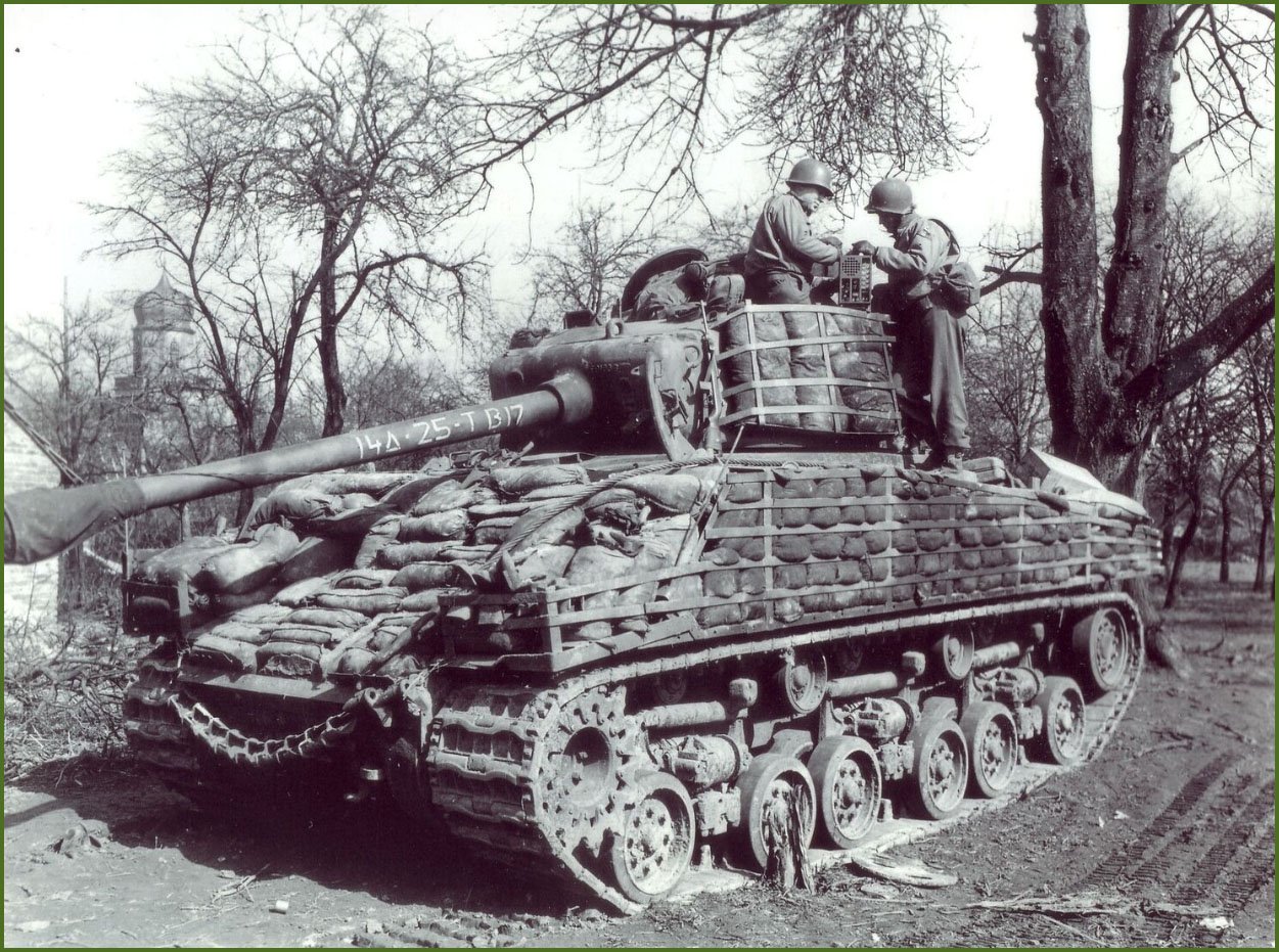 Tank crew from 14th armored 76