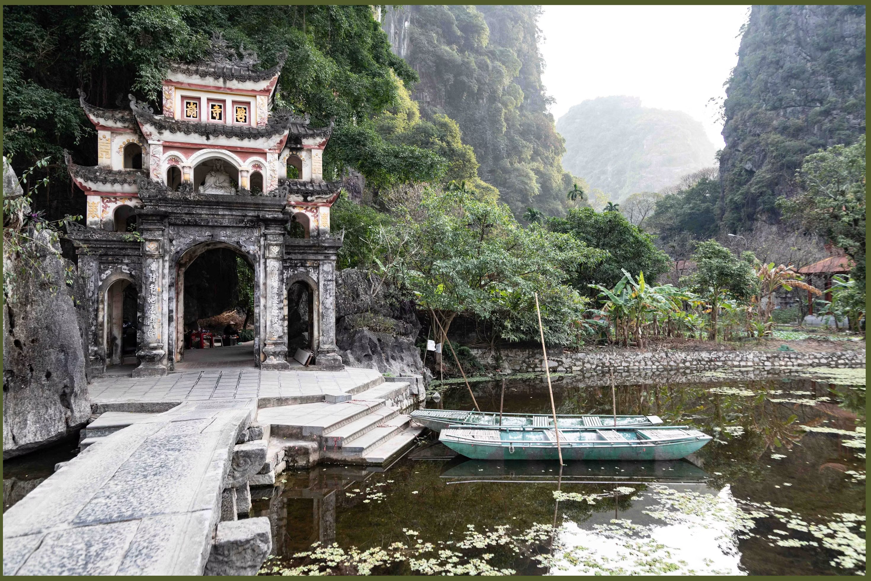 Bich Dong Pagoda