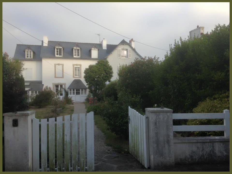 De Gaulle wife house carantec
