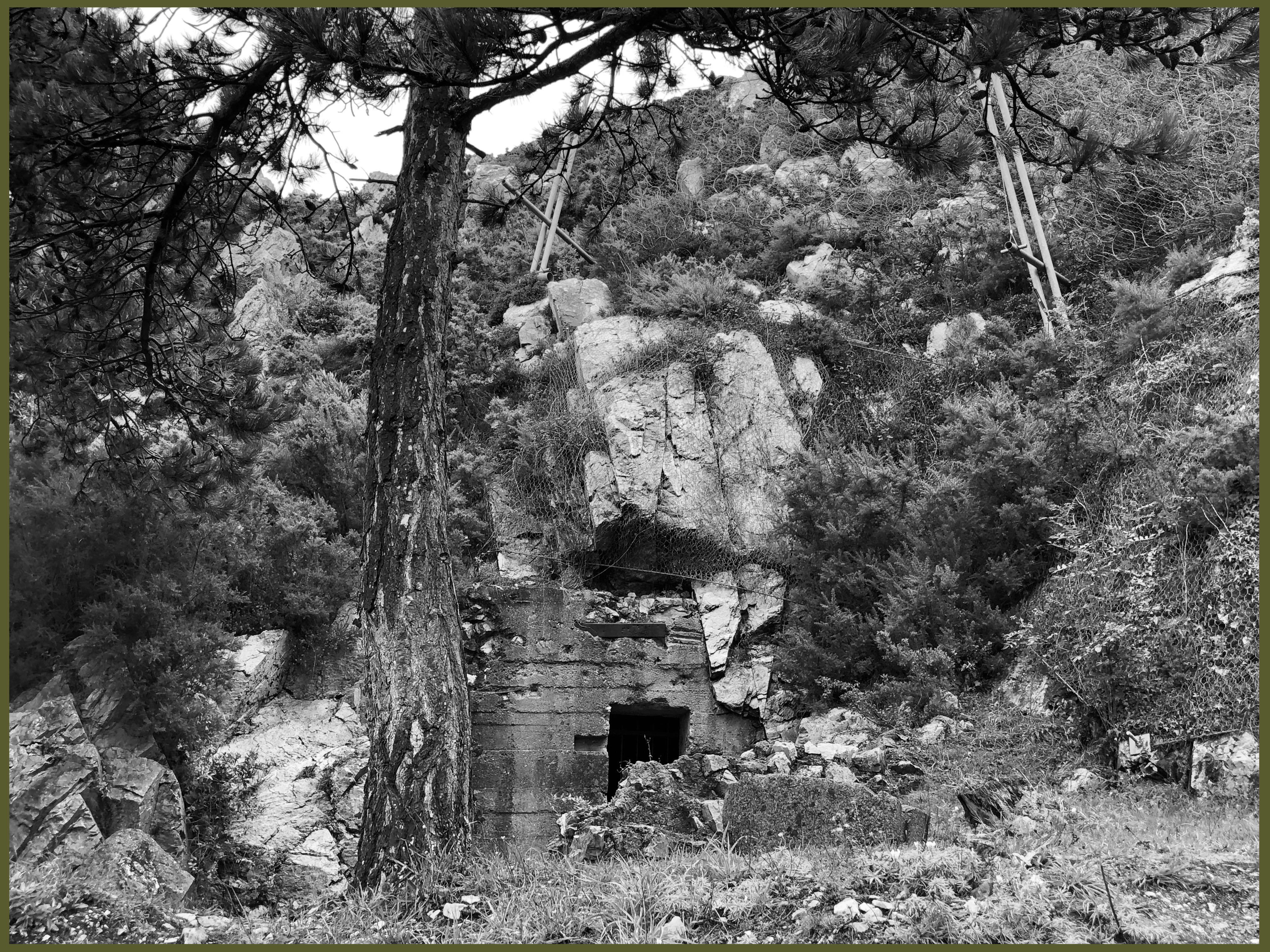 Entrance of the tunnels below Fort du Roule 