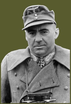 German Lieutenant General Fritz Bayerlein