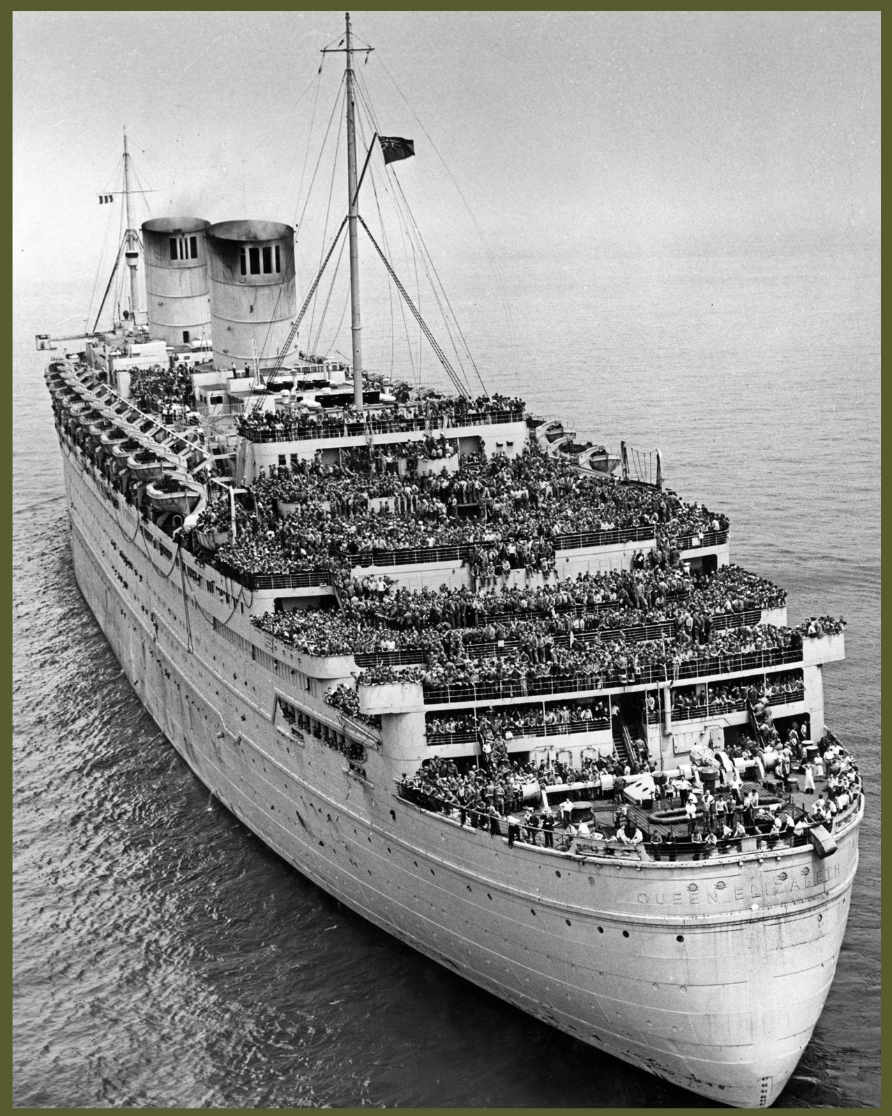 Queen-Elizabeth-harbour-New-York-City copy