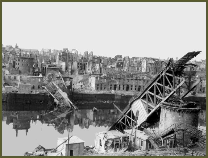 Recouvrance, le quartier intra-muros de la rive gauche dévasté