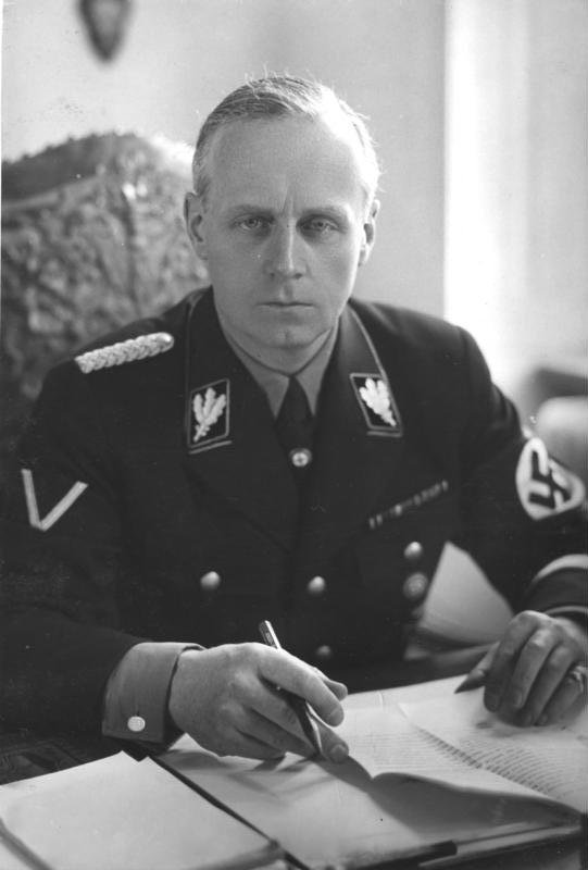 Bundesarchiv_Bild_183-H04810,_Joachim_von_Ribbentrop